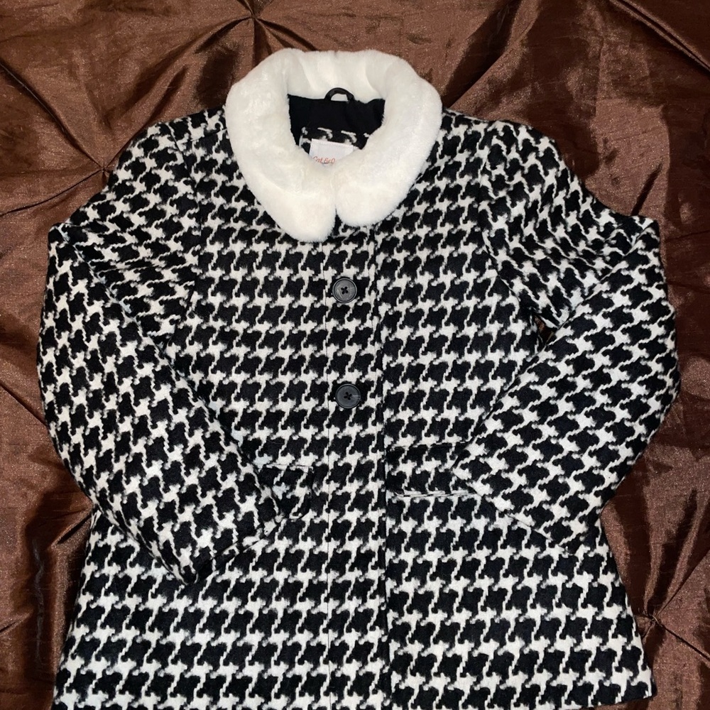 Cat & Jack sz 6/6x Child’s Hound’s Tooth Check Coat.